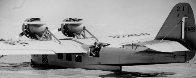 Douglas Dolphin Hatch Back Open.jpg
